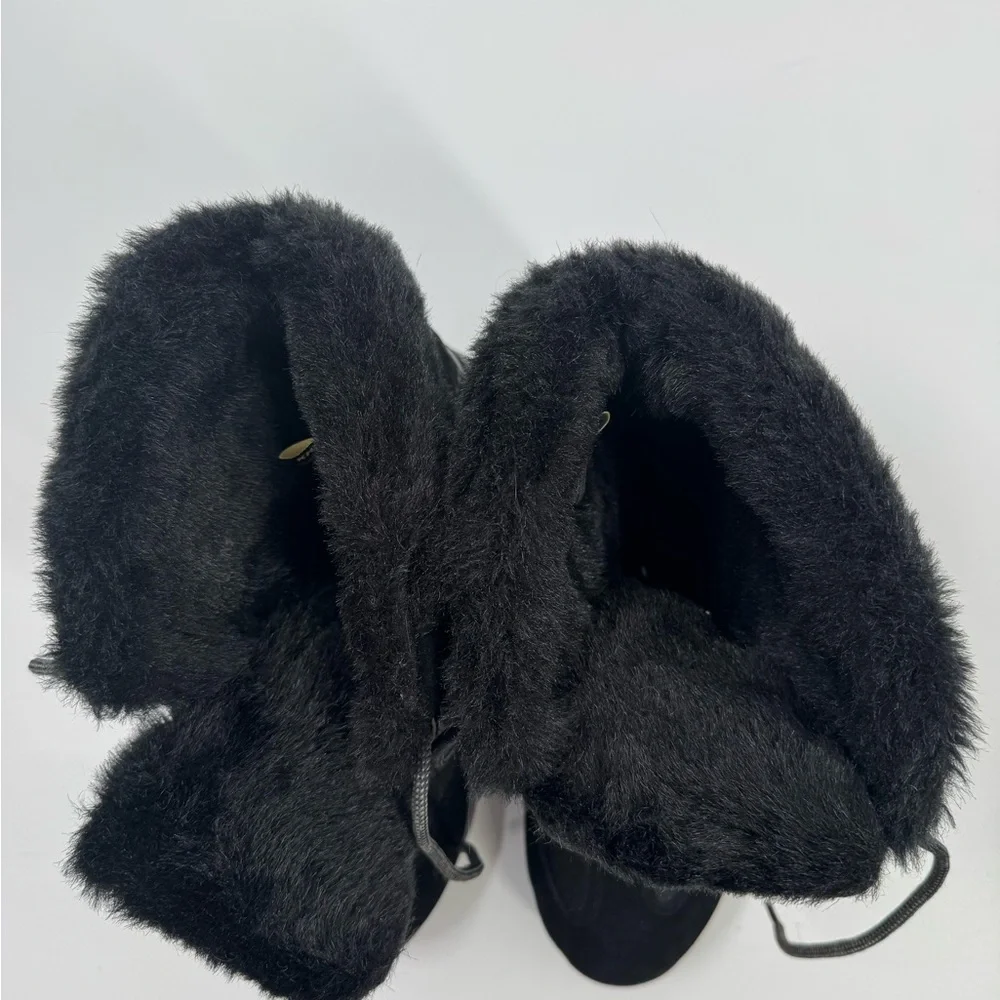 Khombu Black Snow Boots Size 10